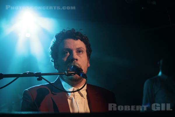 METRONOMY - 2014-01-31 - PARIS - La Maroquinerie - 